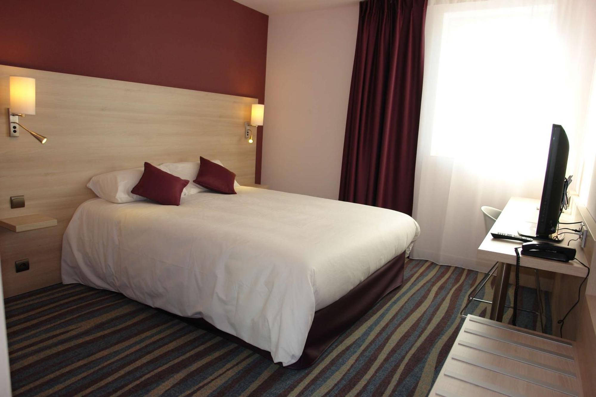 Brit Hotel Vendee Mer Les Achards (Vendee) Exterior foto